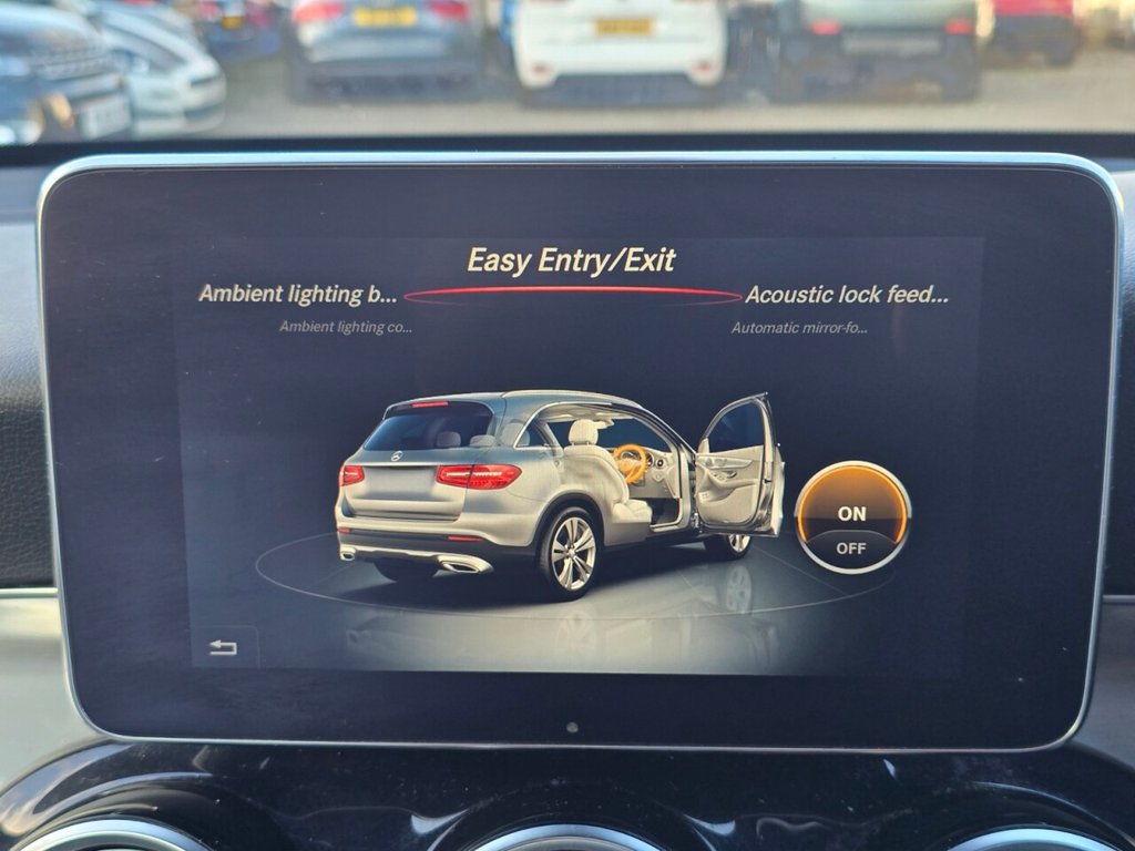 Used Mercedes-Benz GLC 2018 for sale - 77990629: Photo 28