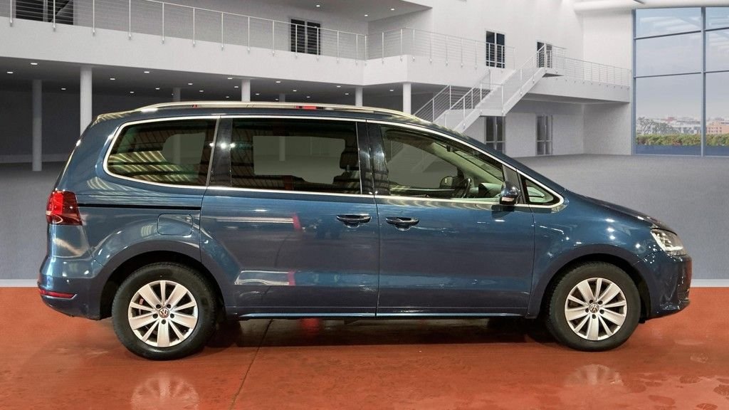 Used Volkswagen Sharan 2017 for sale - 77719543: Photo 5