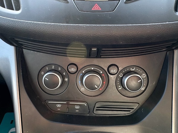 Used Ford Kuga 2014 for sale - 70163943: Photo 23