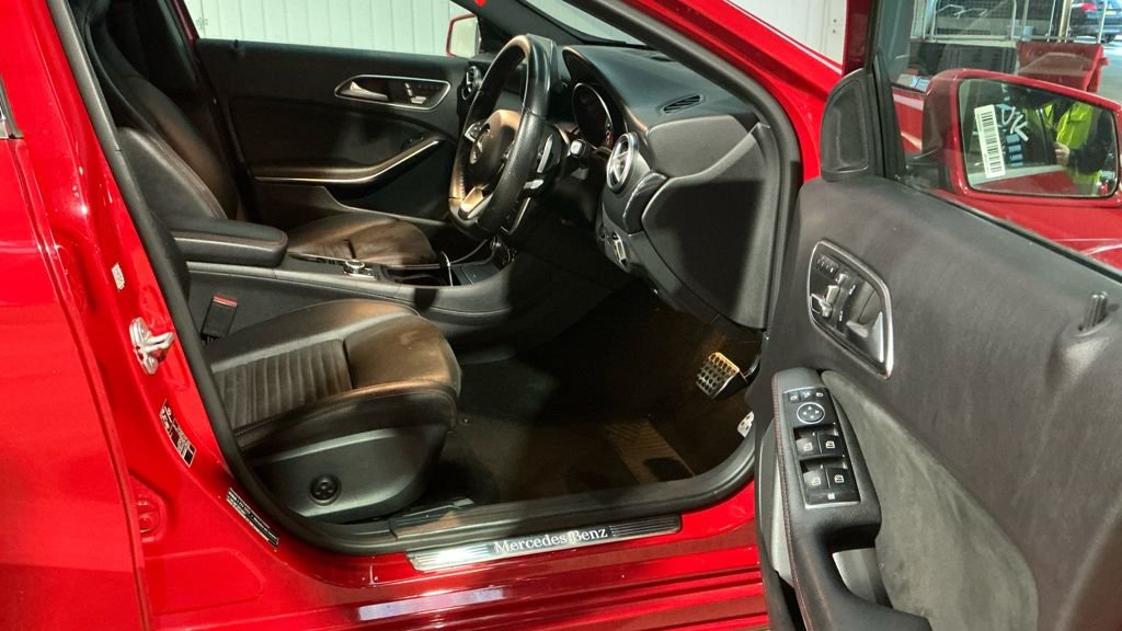 Used Mercedes-Benz A-Class 2017 for sale - 76582605: Photo 9