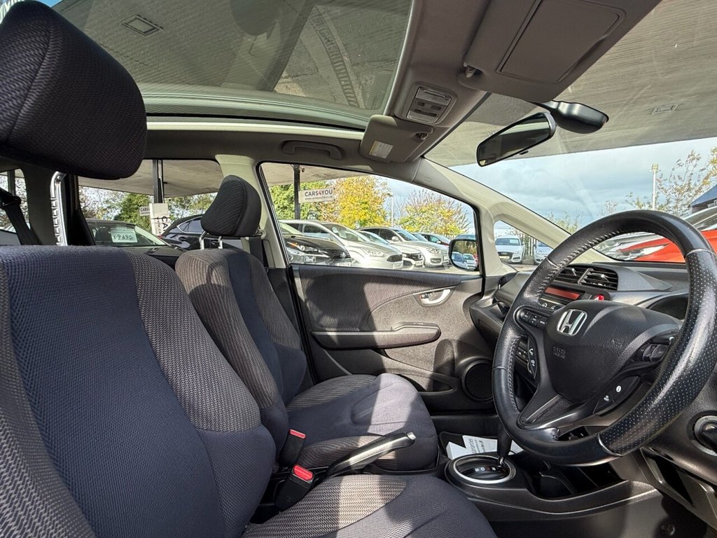 Used Honda Jazz 2012 for sale - 76256050: Photo 12