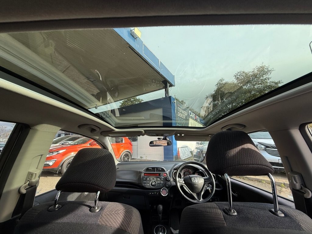 Used Honda Jazz 2012 for sale - 76256050: Photo 17