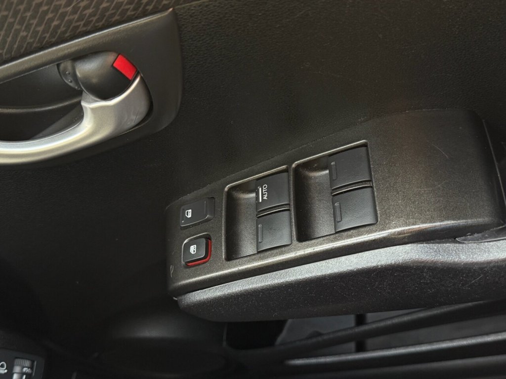 Used Honda Jazz 2012 for sale - 76256050: Photo 20