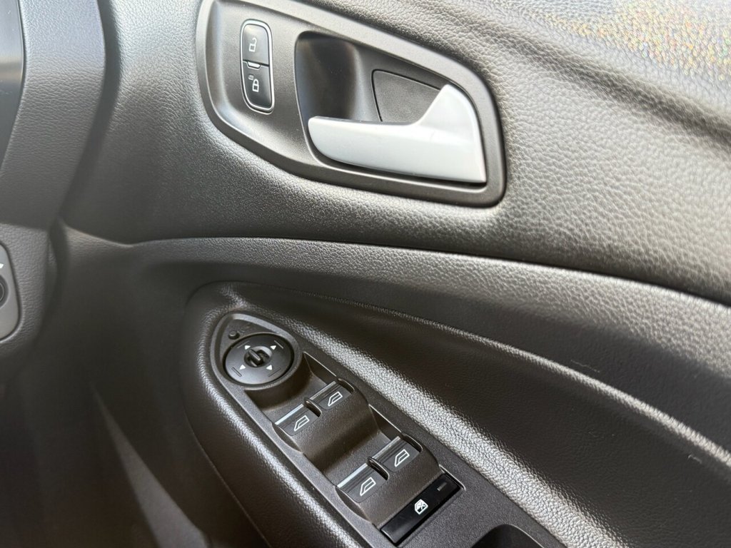 Used Ford Kuga 2017 for sale - 76698093: Photo 18