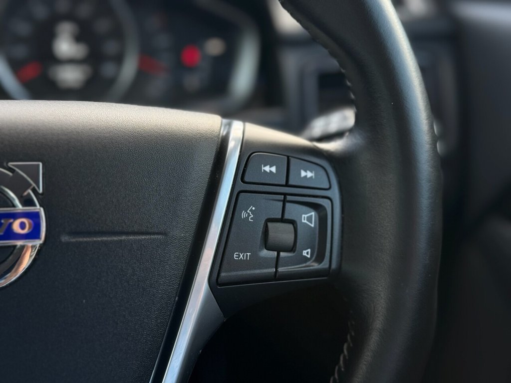 Used Volvo XC70 2016 for sale - 76279443: Photo 16