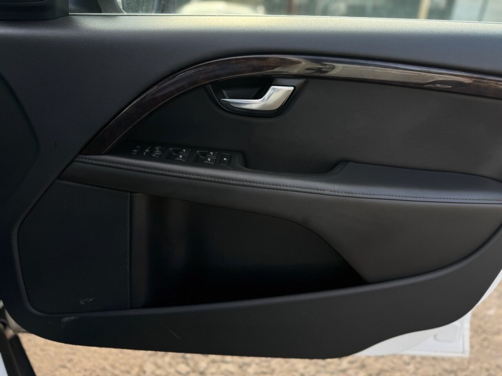 Used Volvo XC70 2016 for sale - 76279443: Photo 19