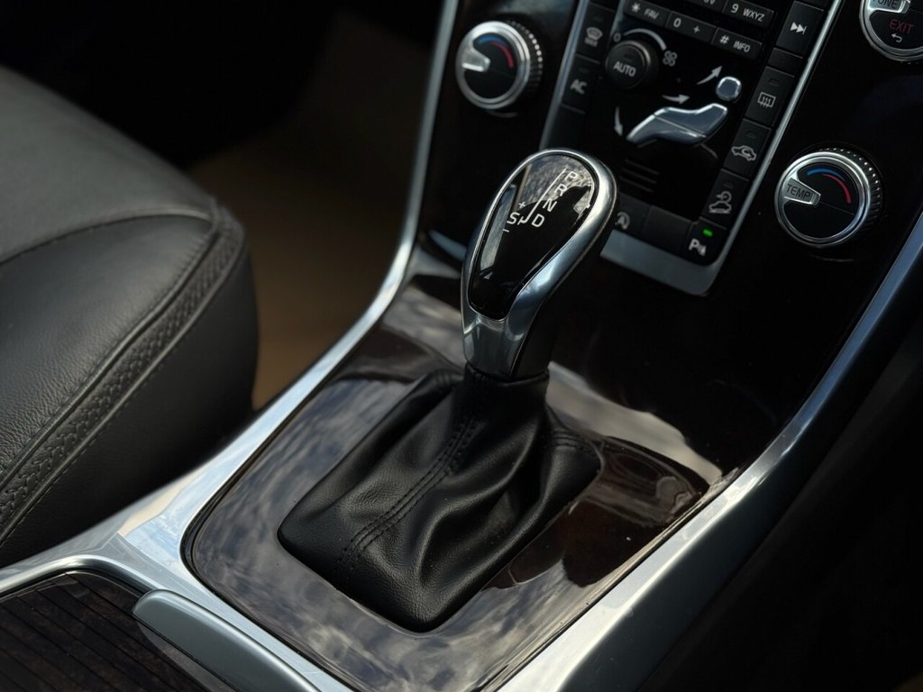 Used Volvo XC70 2016 for sale - 76279443: Photo 20