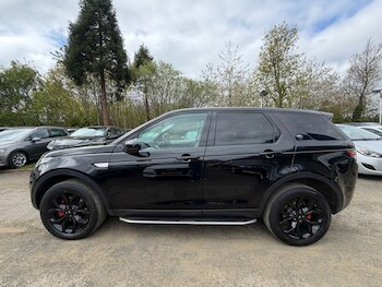 Used Land Rover Discovery Sport 2016 for sale - 78382360: Photo