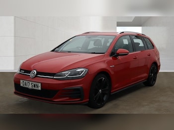 Used Volkswagen Golf 2017 for sale - 79133590: Photo