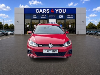 Used Volkswagen Golf 2017 for sale - 79133590: Photo