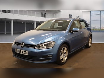 Used Volkswagen Golf 2017 for sale - 75346798: Photo
