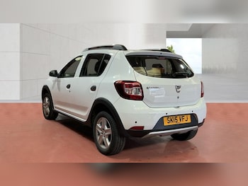 Used Dacia Sandero Stepway 2015 for sale - 78996277: Photo