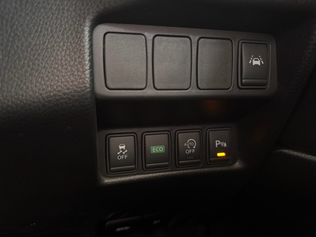 Used Nissan Qashqai 2015 for sale - 77904695: Photo 21