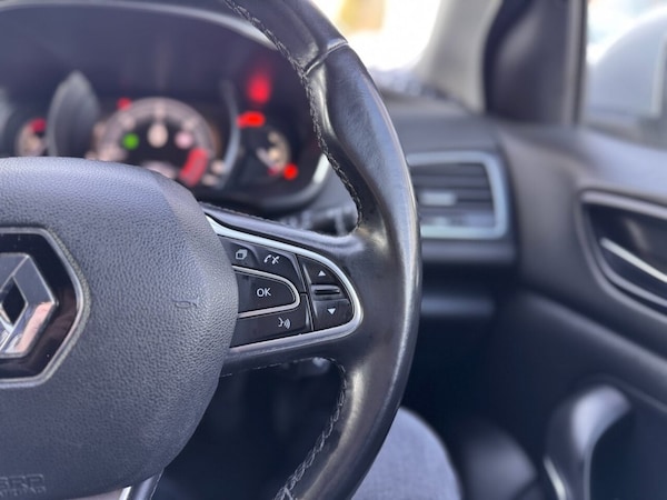 Used Renault Megane 2017 for sale - 75444316: Photo 17