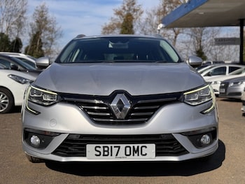 Used Renault Megane 2017 for sale - 75444316: Photo