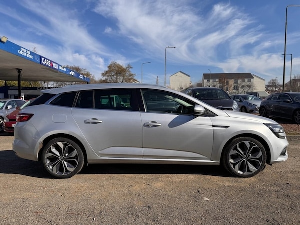 Used Renault Megane 2017 for sale - 75444316: Photo 8