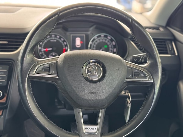Used Skoda Octavia 2015 for sale - 74947674: Photo 17