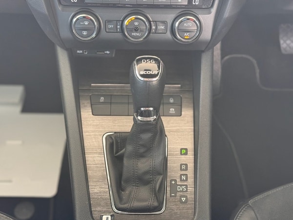 Used Skoda Octavia 2015 for sale - 74947674: Photo 20