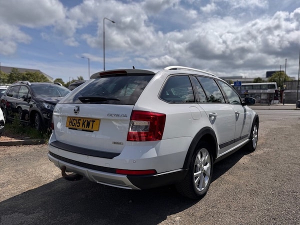 Used Skoda Octavia 2015 for sale - 74947674: Photo 7