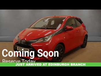 2017 (17) - 1.0 VVT-i x-style Hatchback 5dr Petrol x-shift Euro 6 (68 ps)