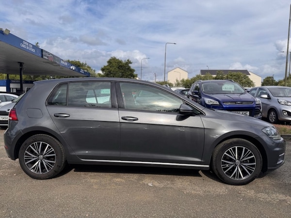 Used Volkswagen Golf 2018 for sale - 74973913: Photo 8