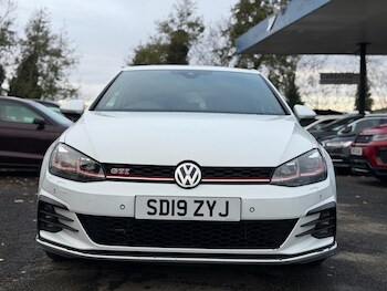 Used Volkswagen Golf 2019 for sale - 76731176: Photo