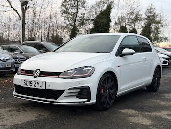 Used Volkswagen Golf 2019 for sale - 76731176: Photo