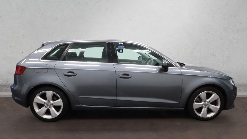 Used Audi A3 2015 for sale - 77557975: Photo 5