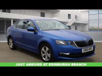 2019 (19) - 1.6 TDI SCR SE Technology Hatchback 5dr Diesel DSG Euro 6 (s/s) (115 ps)