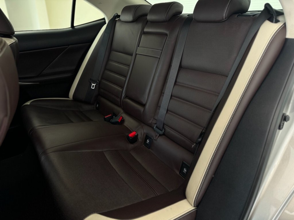 Used Lexus IS 2017 for sale - 76848346: Photo 27