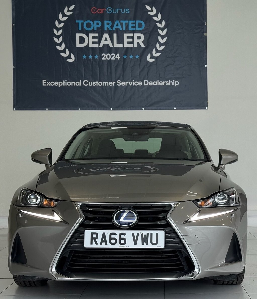 Used Lexus IS 2017 for sale - 76848346: Photo 3