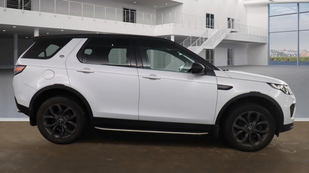 Used Land Rover Discovery Sport 2018 for sale - 78199949: Photo 11