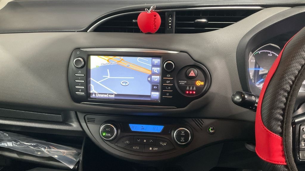 Used Toyota Yaris 2018 for sale - 76867800: Photo 10