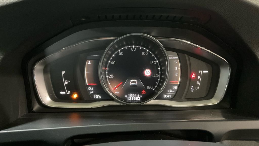 Used Volvo V60 2017 for sale - 76356099: Photo 10