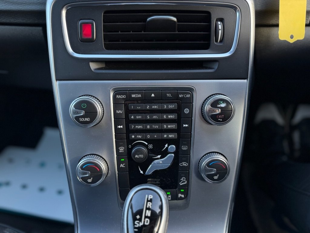 Used Volvo V60 Cross Country 2017 for sale - 76356099: Photo 22