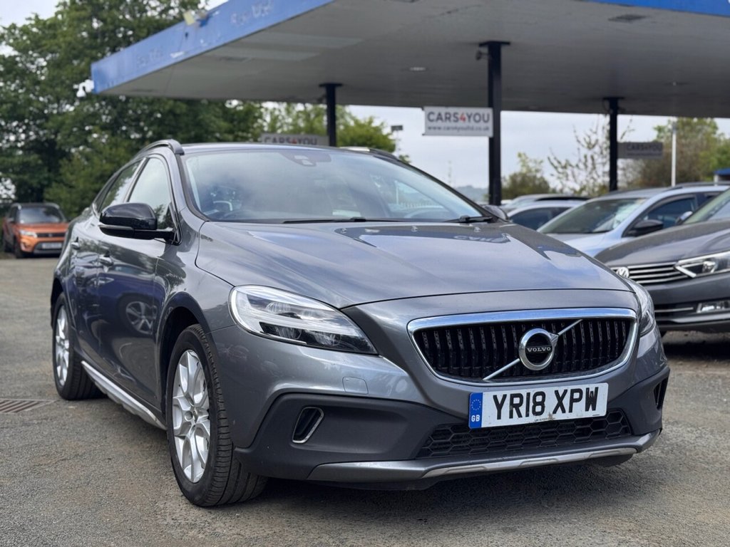 Used Volvo V40 Cross Country 2018 for sale - 75753323: Photo 1