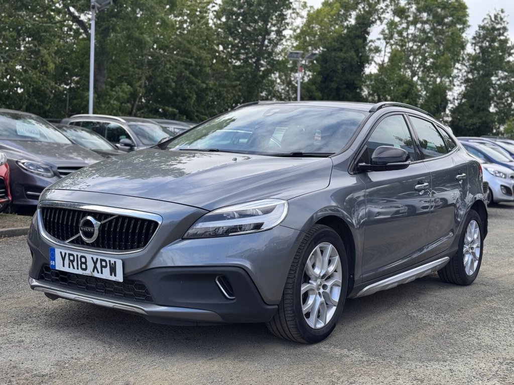Used Volvo V40 Cross Country 2018 for sale - 75753323: Photo 3