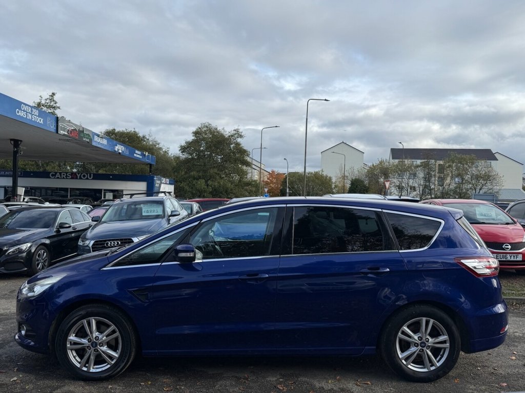 Used Ford S-Max 2016 for sale - 76322919: Photo 4
