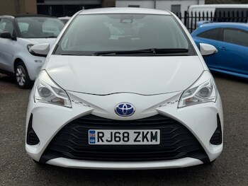 Used Toyota Yaris 2018 for sale - 78693855: Photo