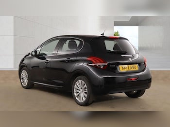 Used Peugeot 208 2017 for sale - 78382693: Photo