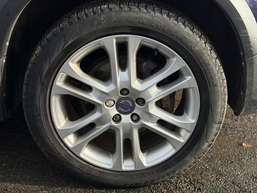 Used Volvo XC70 2016 for sale - 77642209: Photo 10