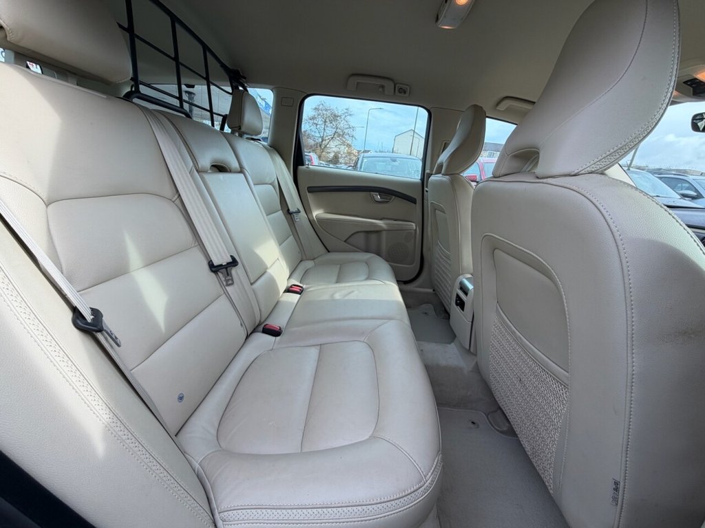 Used Volvo XC70 2016 for sale - 77642209: Photo 15