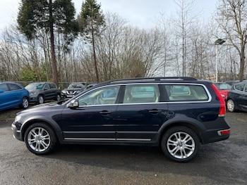 Used Volvo XC70 2016 for sale - 77642209: Photo