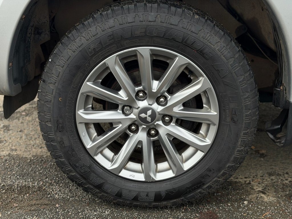 Used Mitsubishi L200 2015 for sale - 76445730: Photo 12