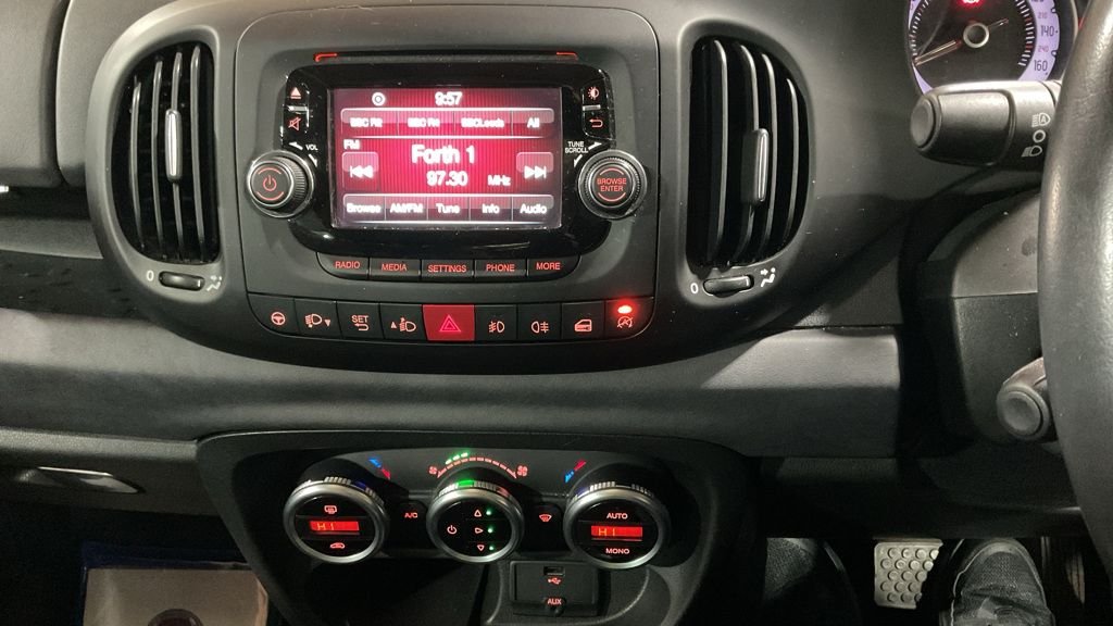 Used Fiat 500L 2014 for sale - 77547125: Photo 11