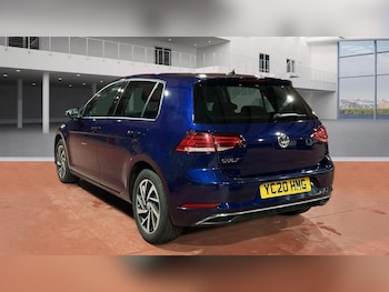 Used Volkswagen Golf 2020 for sale - 77583174: Photo