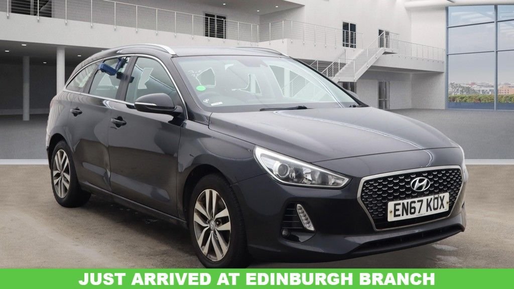 Used Hyundai i30 2018 for sale - 76768084: Photo 1