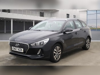 Used Hyundai i30 2018 for sale - 76768084: Photo