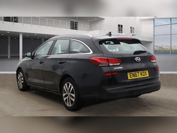 Used Hyundai i30 2018 for sale - 76768084: Photo