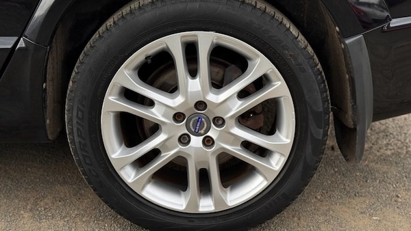 Used Volvo XC70 2015 for sale - 76255948: Photo 11